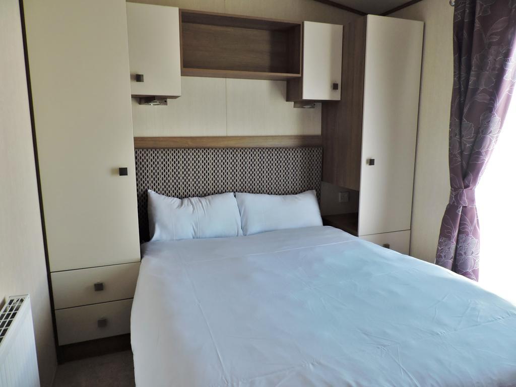 Coastfields Holiday Village Инголдмелс Экстерьер фото